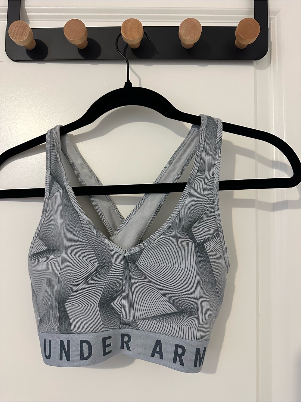 Under Armour Light Gray Geometric Strappy Sports Bra